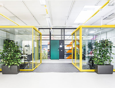Vetrospace soundproof pods and phone booths to add flexibility to your office space